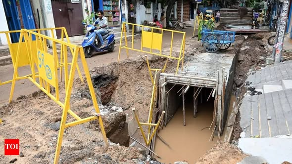 preman40's tweet photo. Chennai Metro Phase-2 and T.Nadu’s Public-Works Record: 
Poonamallee–Vadapalani stretch costed ₹4,900cr. High Quality Central Govt Infra &amp; Public Appreciation. 
Chennai Storm-water drain costed Rs 4500cr. Poor Quality Infra, Unknown Contractors, Corruption Allegations &amp; Apathy. https://t.co/2dFu2kmUaC