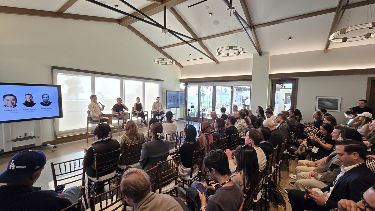 mvhacking's tweet photo. Great hearing from @andrewchen @bridgitmendler and Porter Smith at @LATechWeek on Physical AI, Space, and Robotics.

@HSBC @a16z https://t.co/CS9W2vXTbV
