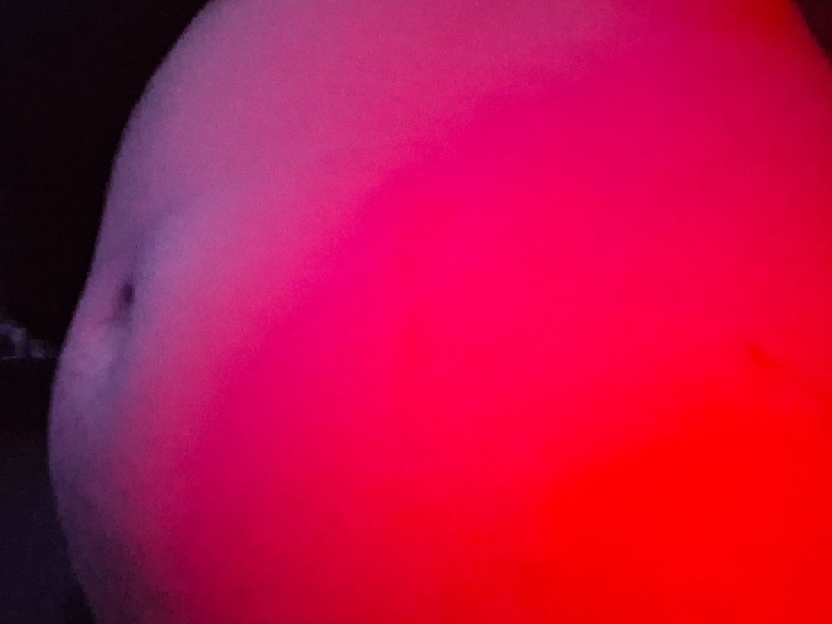 qqwtiu's tweet photo. tried my first proper belly inflation! only managed a few pumps 😮‍💨 but still got round :) practice makes perfect~

#bellyinflation #inflation #bellyexpansion https://t.co/BAWcv0fFZJ