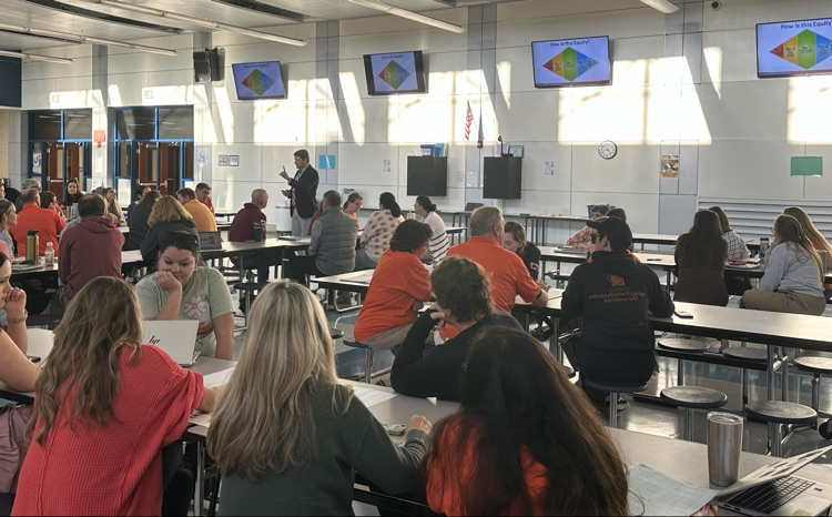 SevernaParkMS's tweet photo. Professional learning, collaboration, snacks, and staff fun! A little bit of everything during our Unity Day afternoon at SPMS.

#ParkPride #BelongGrowSucceed #UnityDay https://t.co/XGrE43Gvz5