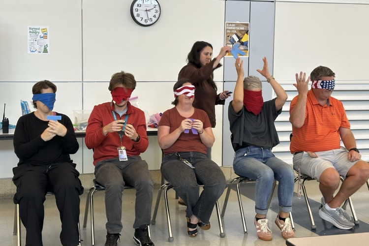 SevernaParkMS's tweet photo. Professional learning, collaboration, snacks, and staff fun! A little bit of everything during our Unity Day afternoon at SPMS.

#ParkPride #BelongGrowSucceed #UnityDay https://t.co/XGrE43Gvz5