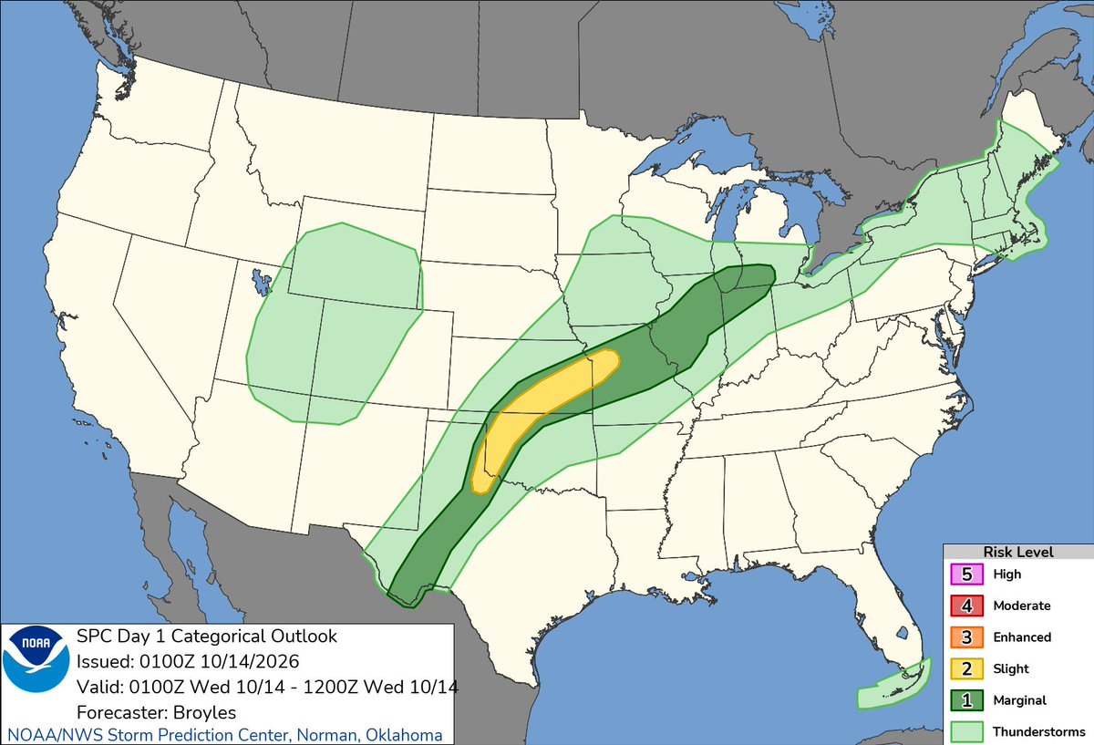 NWSSPC's tweet photo. 8:02pm CDT #SPC Day1 Outlook Slight Risk: across parts of the southern and central Plains into the lower Missouri Valley https://t.co/TgJgC6cj9Y https://t.co/cAVeXA2nVI