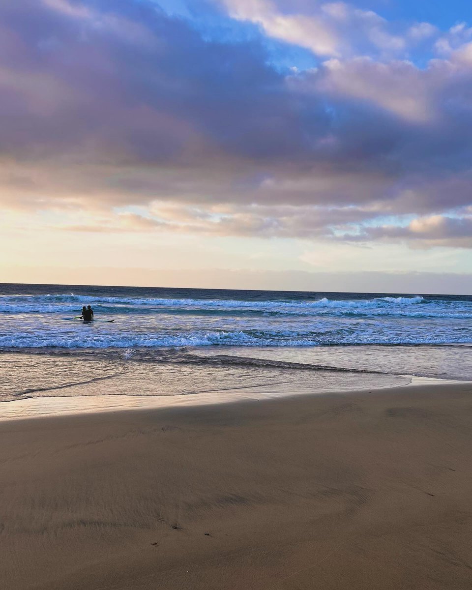 gabi_fb21's tweet photo. Mar y calma en las Islas Canarias. https://t.co/sqHX8sqN1u