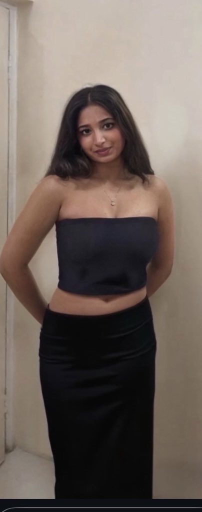 BNWOBBCBULL2027's tweet photo. IRL SUBMISSION

Another fine ass indian slut submitted by a cuck loser wanting me to post her up 😈😈

DMs open for u to expose your gf / irl to a bbc bull daddy 😈😈

#wankchat #cuck #cuckold #bull #bbc #bnwo #expose #wank #goon #teen #blacked #wankbattle #gf #phonewank https://t.co/Q2V1rV1ZwO