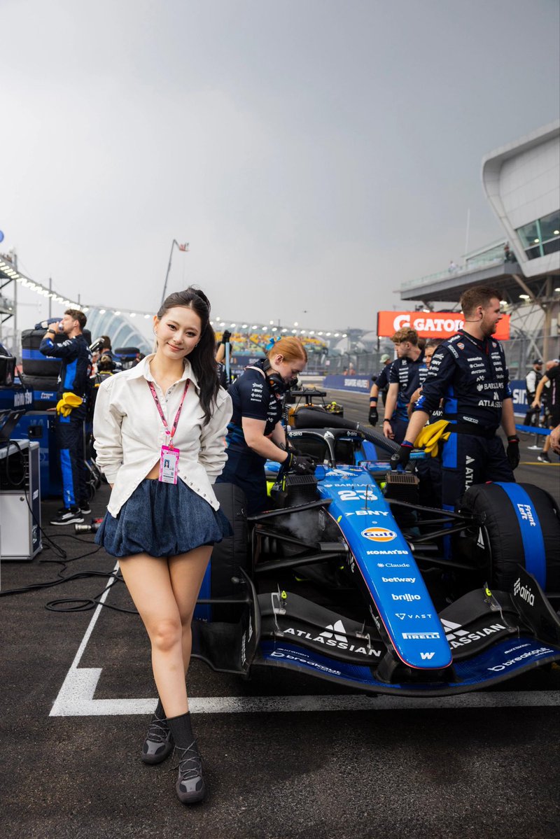 sophialovelkp's tweet photo. williamsf1 official website : 

https://t.co/1JWSDlyjPX https://t.co/oLh7fXxy7Q