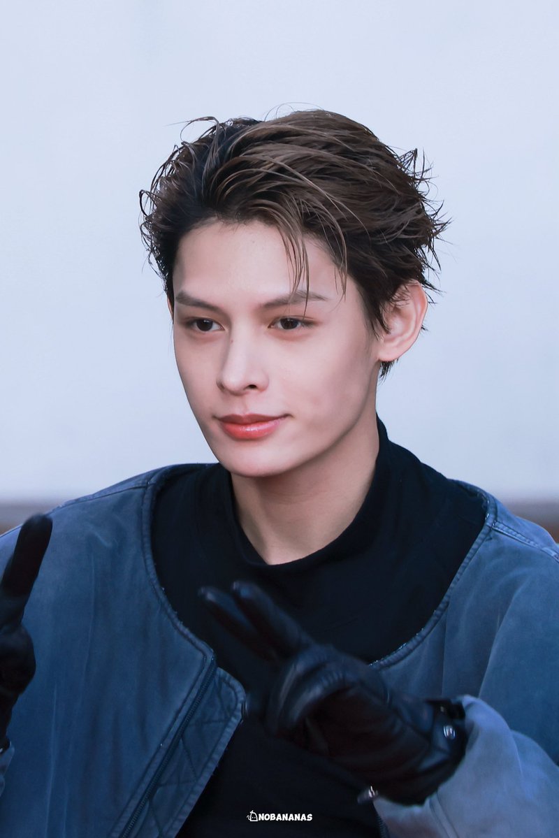 Nobananas_'s tweet photo. 🥳🥳🥳😛
#HappyJamesDay 
#Happy21andOnlyJAMES
#제임스의_빛이_차오르길 https://t.co/X6c53xPpKT