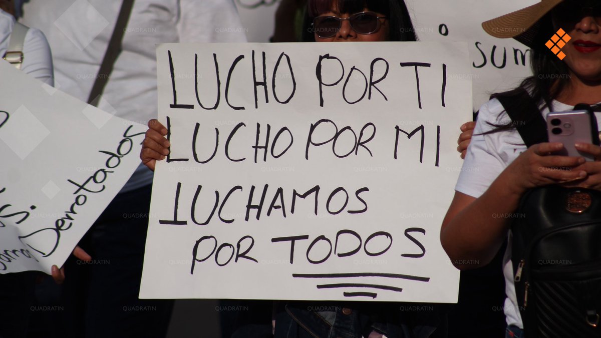 QuadratinMexico's tweet photo. #MarchaIMSS | @SSC_CDMX reporta marcha de 5 mil trabajadores del IMSS en Insurgentes
📸:Adrián Núñez / Quadratín México
https://t.co/paO2HmYzd5 https://t.co/8JRrgfIpoi
