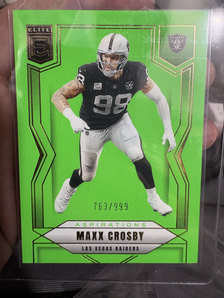 MikeDre408's tweet photo. @kris_pate Maxx Crosby🔥🔥🔥🔥 https://t.co/zuH6DpZxAw