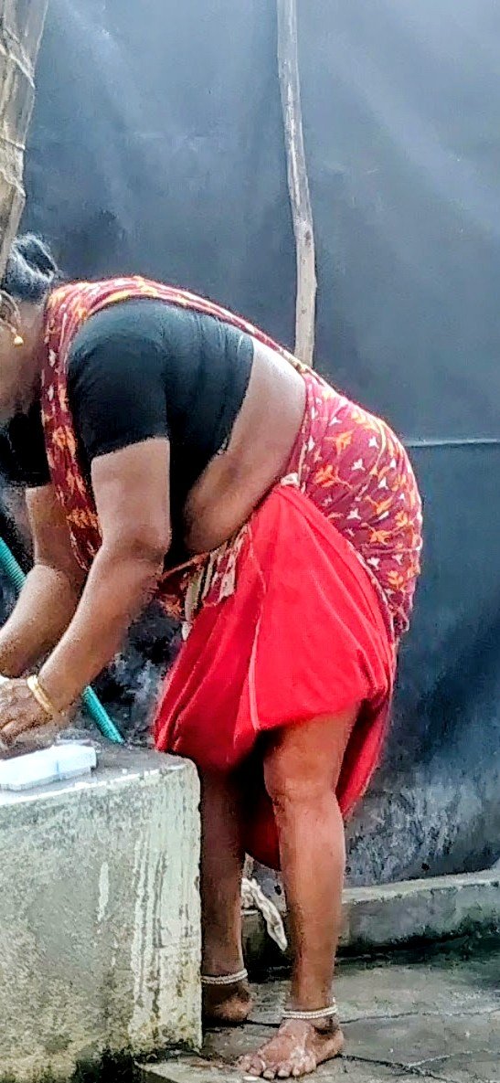 ArunKum6kk's tweet photo. En thevudiyaa ammaa kalailayea mood ah ethuraa🤤🤤😋
Ambala yaravathu vanthu thooki pottu olungaa 🤤
#pottapaiyan
#thevudiyapaiyan
#cuckoldtürkiye
#cuckincest https://t.co/NKzqnoLVap