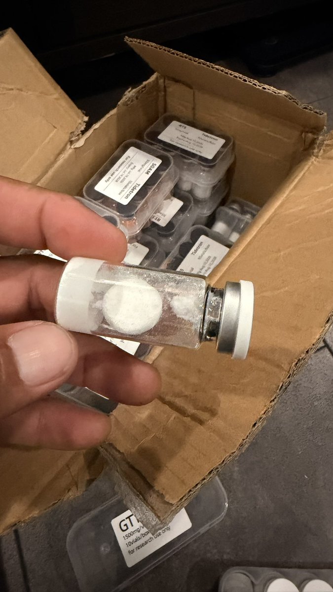 Local_304s's tweet photo. @Krysia830073 Alice probably makes it out of thier Garage , look at the bullshit they gave us. Fucked my friend and i out of $2300 https://t.co/CxVDZjh3Hx