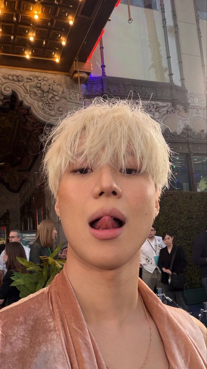 Zolshinee2min_5's tweet photo. 🤩🤩 Taemin https://t.co/YcwA6Nl15M