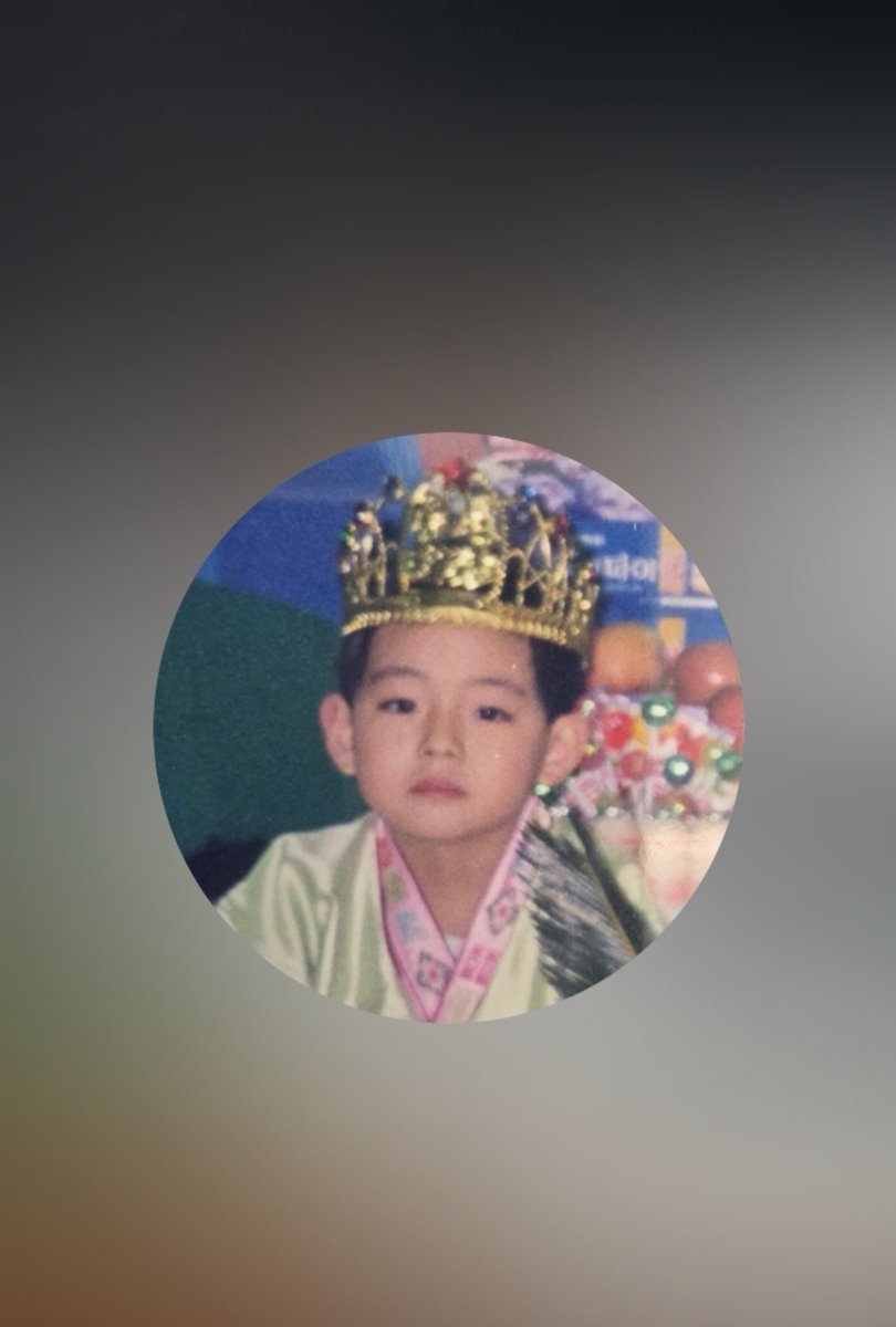 taehyvngpics's tweet photo. Baby Tae as Taehyung's new profile icon, so cuteee 🥺❤ https://t.co/4y0UNvF4Ta