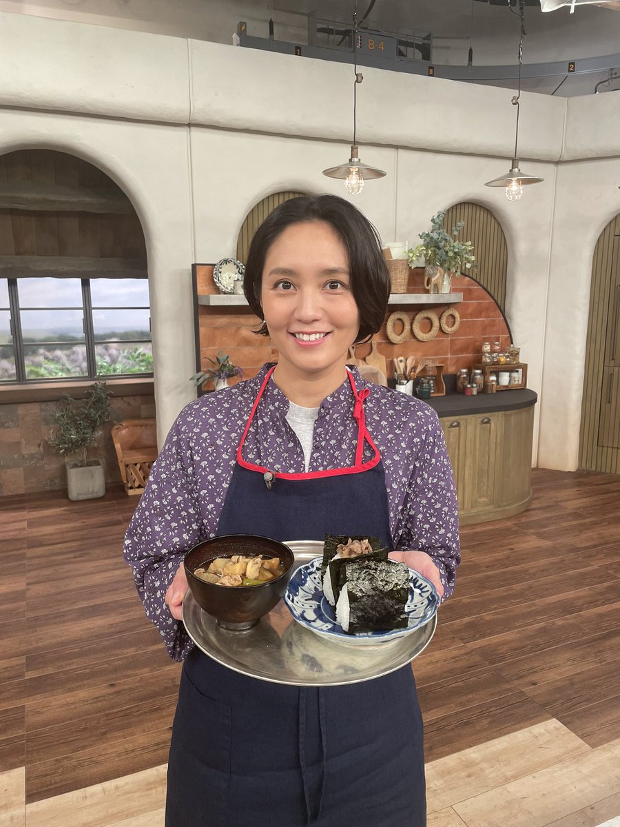 askawada_staff's tweet photo. 本日！
／
📺テレビ出演情報
＼

NHK Eテレ『#きょうの料理 明日香と飯尾の隣の家の豚汁』
10月14日(水)21:00〜オンエア

みなさんのお家の豚汁には何が入っていてどんな味つけですか？多種多様な豚汁、今回は2026年現在の和田家の豚汁をご紹介します💁‍♀️

@nhk_ryouri
https://t.co/ZkEZup0VZr https://t.co/2Vz7UHO4wv