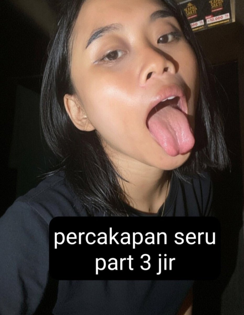ghail025's tweet photo. Pakai hedset dulu 
https://t.co/k8yFEewQ80 https://t.co/lkqNTcsrK6