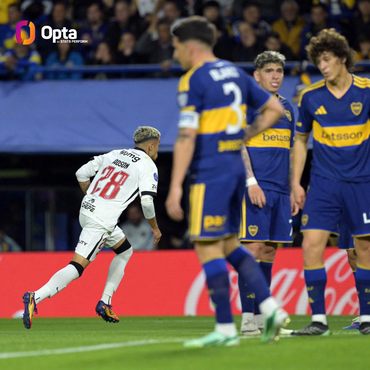 OptaJoao's tweet photo. 2 - O Vasco é o 2º time brasileiro a vencer o Boca Juniors na Bombonera em semifinal ou final de competições CONMEBOL, depois do Santos de Pelé na Libertadores 1963.

Gigante. https://t.co/tqJ2uUucgS