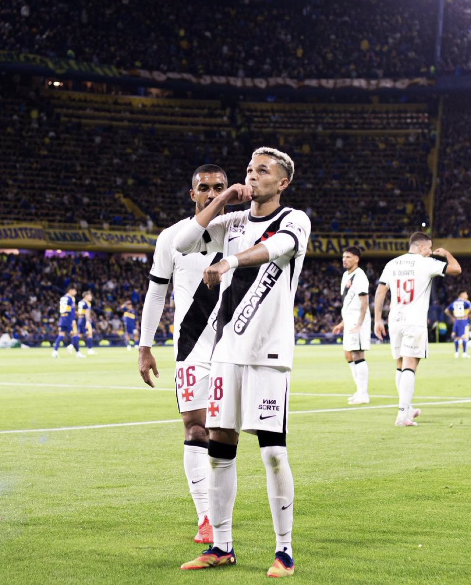 futtmais's tweet photo. FIM DE JOGO!

Boca Juniors 0x1 Vasco da Gama

📸 @VascodaGama https://t.co/pSLXBoURhv