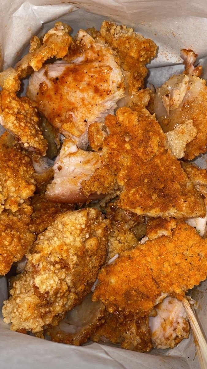 aenaheinm's tweet photo. kalian tim makanan asin atau manis by? ☝🏻🤤 https://t.co/YUFnyBUf7v