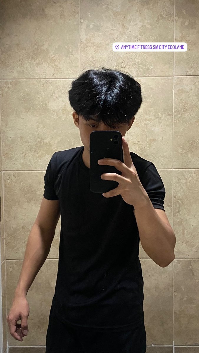 nawtybyn4ture's tweet photo. Guess I'm back. https://t.co/Z8BAcVnvl2