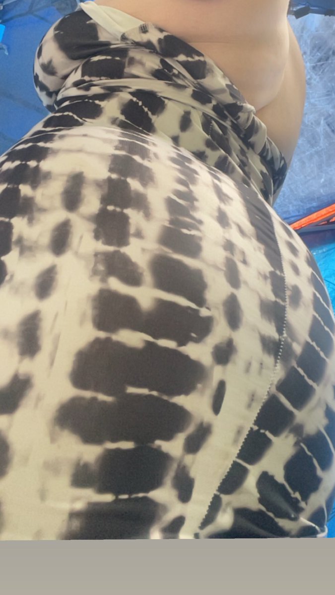 FrmdaaL3's tweet photo. Bubble booty😋
Content, calls, and meets in dm!!
#fatass #bigbooty #bigbutt #curvy #bigtits #bigboobs #bigtittys #milf #public #pawg #latina #chudai #goon #flfreaks #meetups #sellingcontent #fts https://t.co/rI56uvLXOm