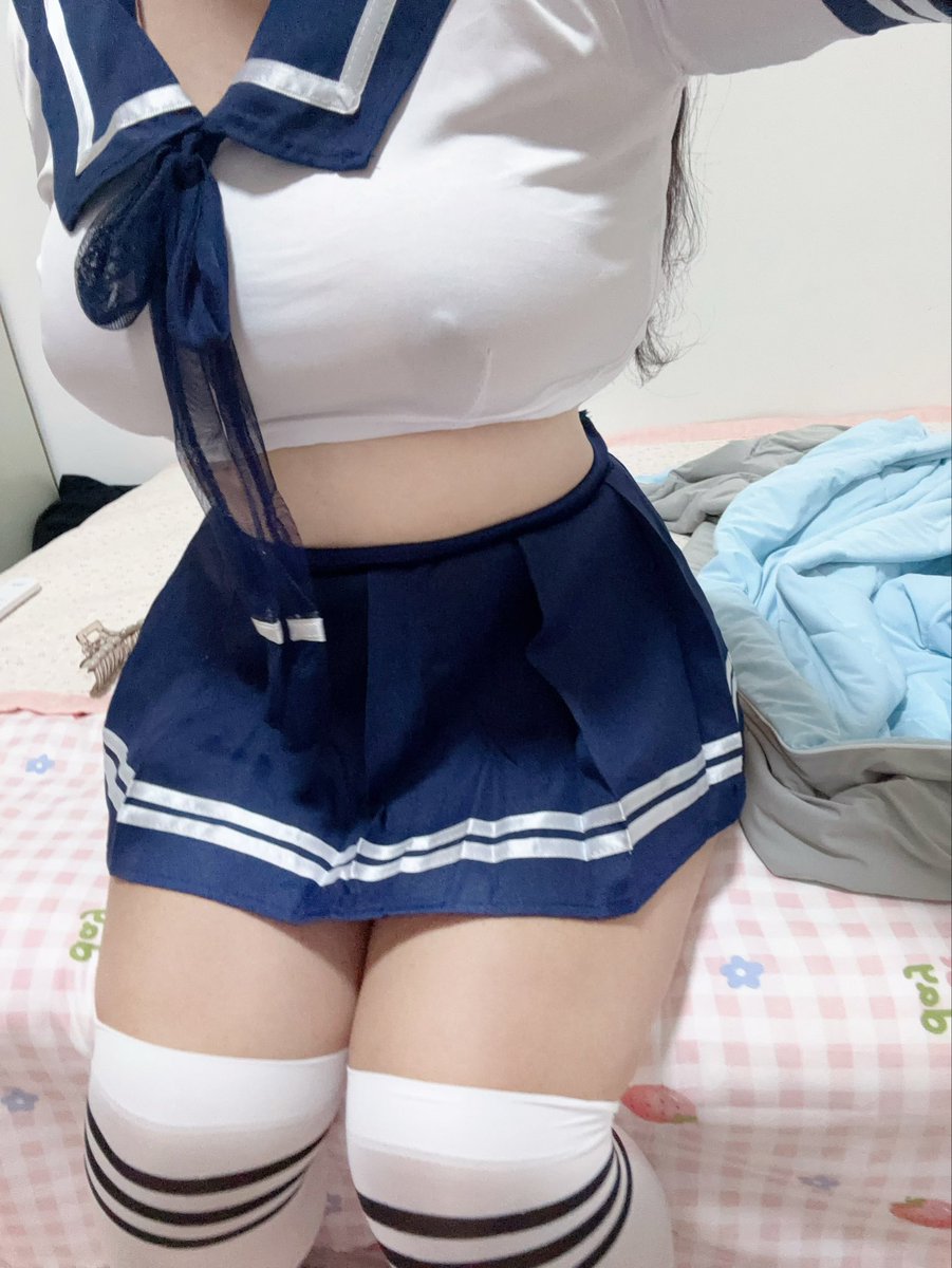 lh3otf's tweet photo. @Sexytoxiaoshu 嘿嘿 https://t.co/pFwX4TUOR2