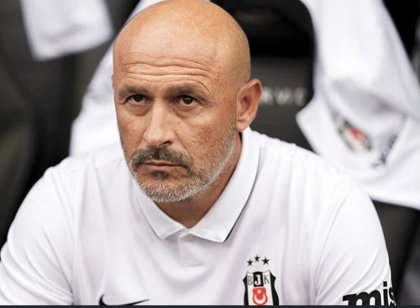 besiktas10kisi's tweet photo. Dün Barcelona forvetsiz, stopersiz yedek kadrosuyla 4 attı. İstese 4 daha atabilirdi. Çünkü Barça makineleşmiş...

İtaliano'ya sahip çıkalım!

Türkiye'de sistem oynatan tek hoca!

Ne okanın, ne  arap ismailin bilgisi yetmez

Hocanın arkasında durursak çok rahat şampiyon oluruz. https://t.co/JhgG4I8kWK