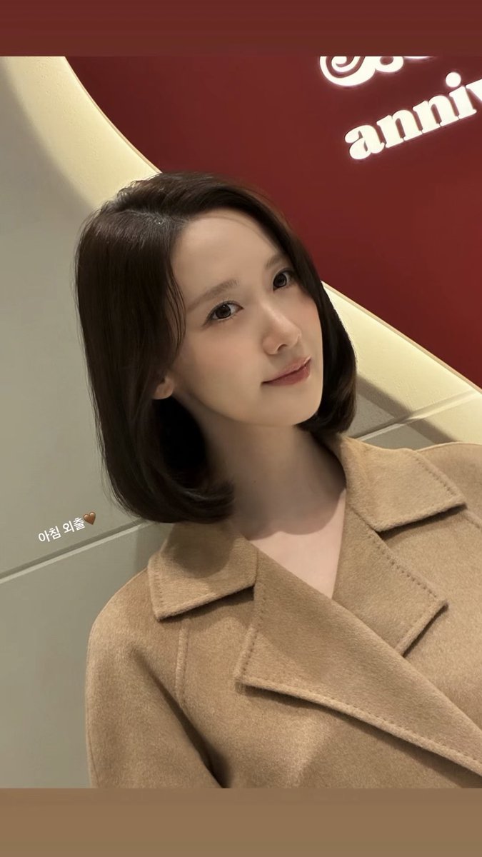 530_zip's tweet photo. 261014 융스타 스토리 #윤아 #YOONA

아침 외출🤎
@maxmara https://t.co/Lp3BL4Llcr