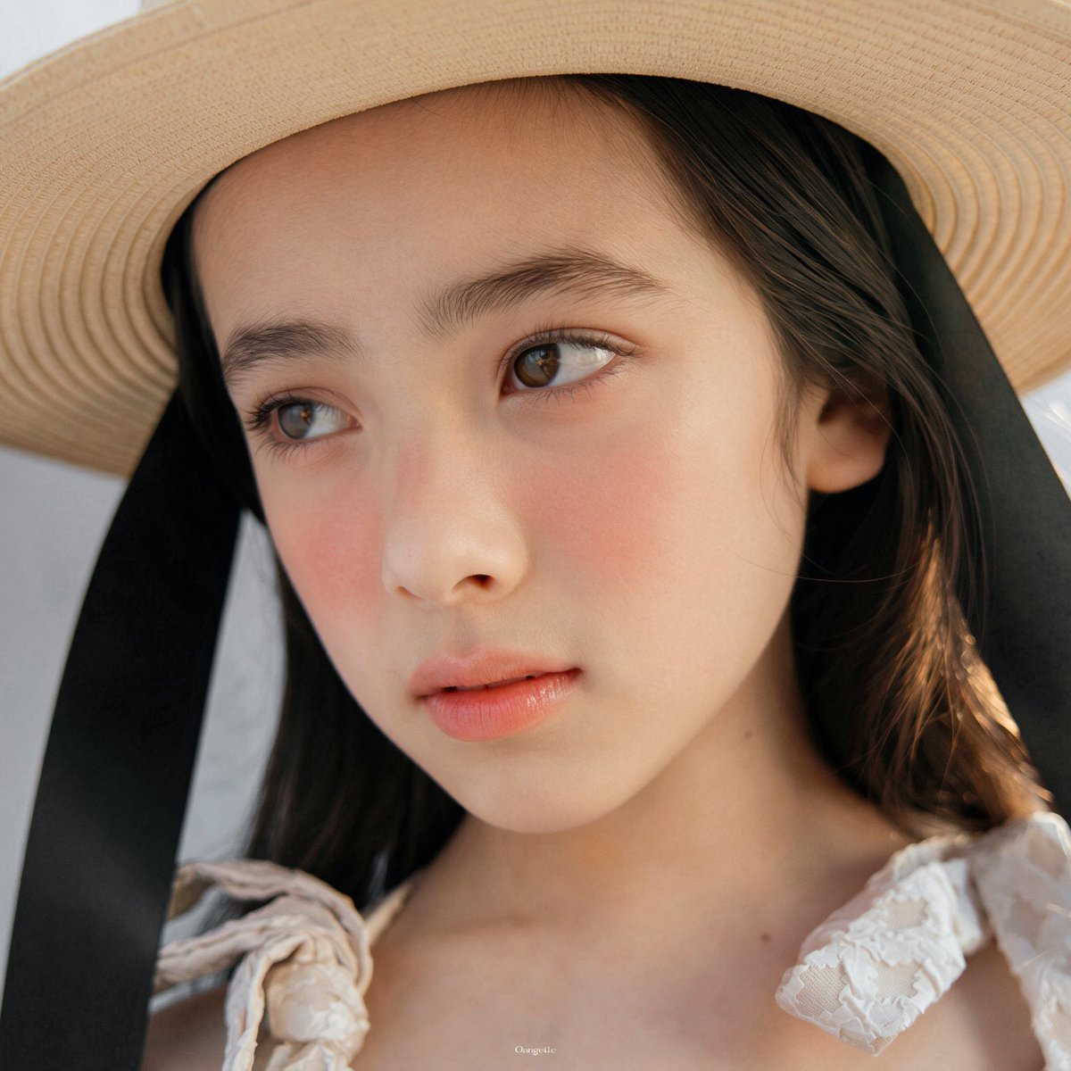 Oangelic_0207's tweet photo. ＂Rookie Magazine Queen＂

#OA #오아 
#A2OLITE https://t.co/Znho7ovHI4