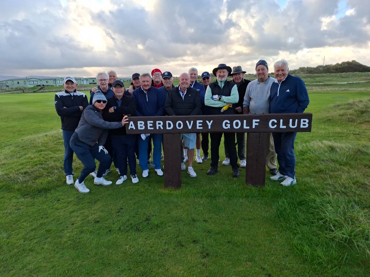 WbaFormer's tweet photo. Time of year to compete for Joe Brandrick Trophy. FPA members &amp; guests met at Aberdovey. Lovely 2 dry &amp; warm days, windy but that did not affect the winner Wales &amp; Albon striker Ian Edwards. Our 10th visit to Aberdovey GC. https://t.co/pqe8JanPss