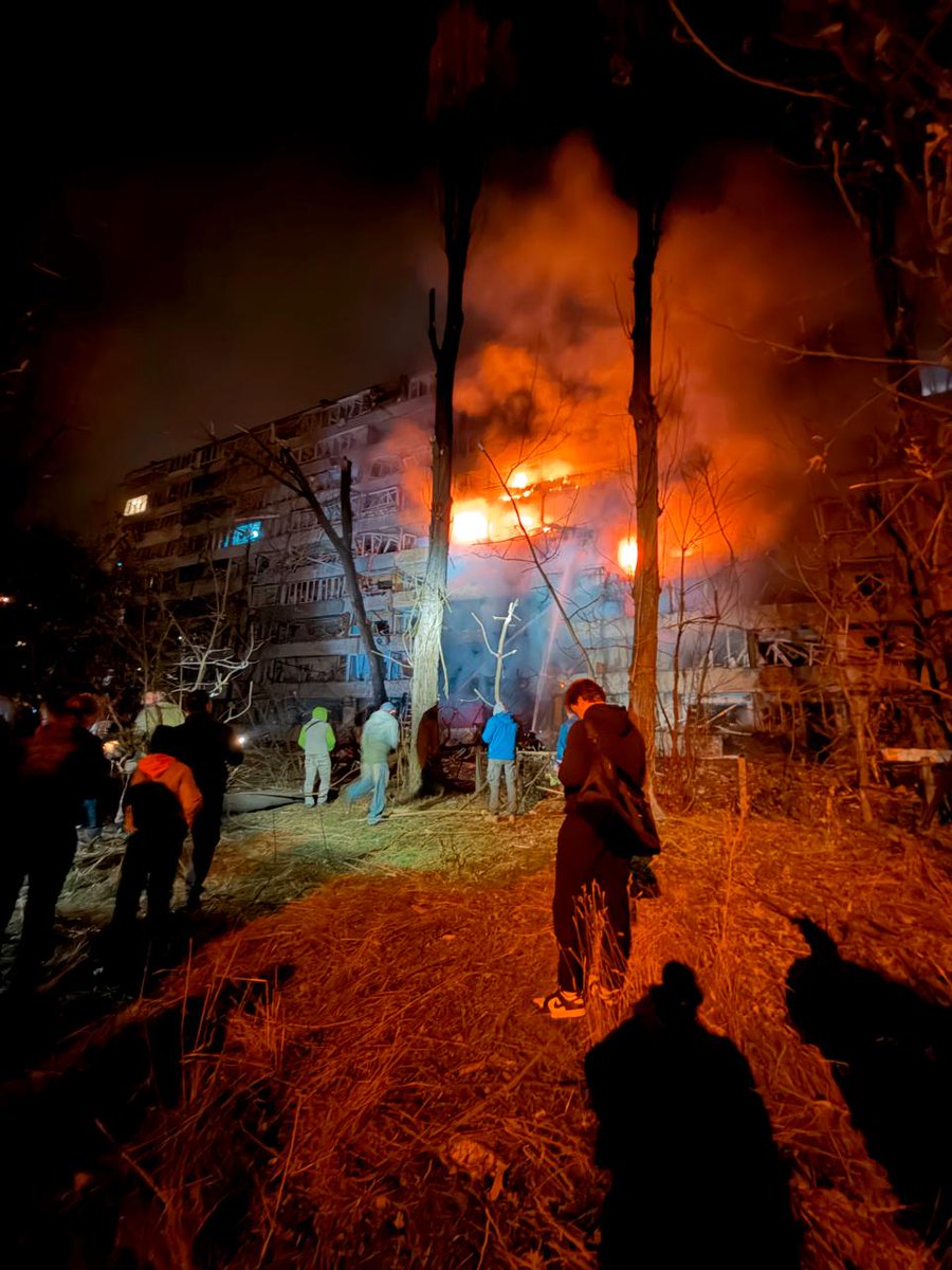 ZaluzhnyiUA's tweet photo. Ballistic missiles targeting Kyiv. Jet-powered Shahed drones targeting Lviv, Rivne, Khmelnytskyi, Lutsk, Dnipro, and Kharkiv. Guided aerial bombs striking frontline cities. This is what Russia’s “energy ceasefire” looks like.

Dozens of civilians killed and injured every day, destroyed residential buildings, destroyed combined heat and power plants and infrastructure ahead of freezing temperatures – this is the true price of Russian diesel fuel.

The absence of warnings from partners regarding ballistic missile launches at Ukraine will have no impact on fuel prices. Neither will restrictions on Starlink. They will only affect the Russians' desire to shell and kill even more. The world must act decisively to stop the enemy.

Gratitude to those who save and protect.
Condolences to those who have lost loved ones.

📷 Yan Dobronosov