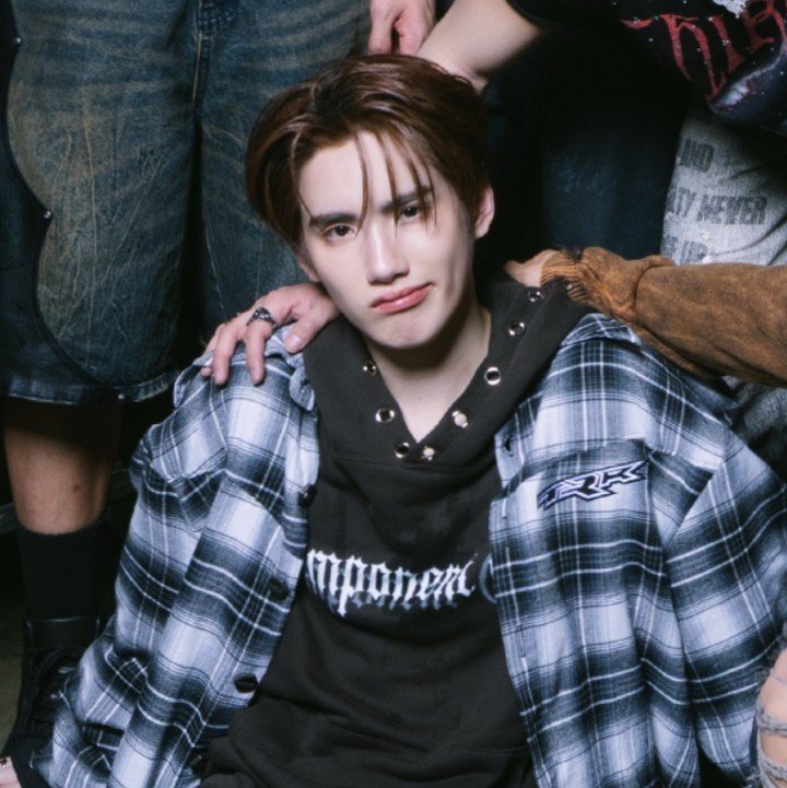 bellyyiy's tweet photo. เคะยิ้มหวาน                           เมะขี้แง https://t.co/fxGnrzdV6j