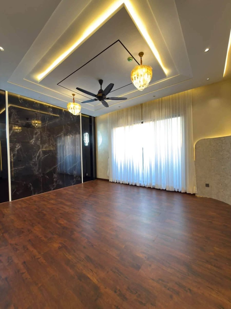 AdilShabbitrmx's tweet photo. 🏡✨ 1 KANAL LUXURY HOUSE FOR SALE ✨🏡
📍 Location: DHA Phase 7, Lahore

💰 Demand: PKR 10.80 Crore 🤝 ✅ Price Negotiable

🏢 ADiL Real Estate &amp; Builders 📱 0321 9428016

#DHALahore #DHAPhase7 #HouseForSale #1KanalHouse #LuxuryProperty #LahoreRealEstate #PropertyForSale #RealEs https://t.co/T4Td3uXLB3