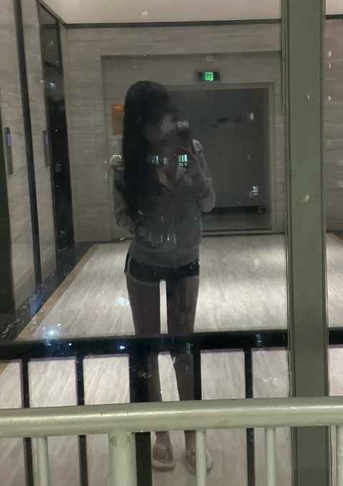 woo___rang__hae's tweet photo. 친구해줄사람 
 #섹트 #맘눌뎀 https://t.co/mGjMgSgLyz
