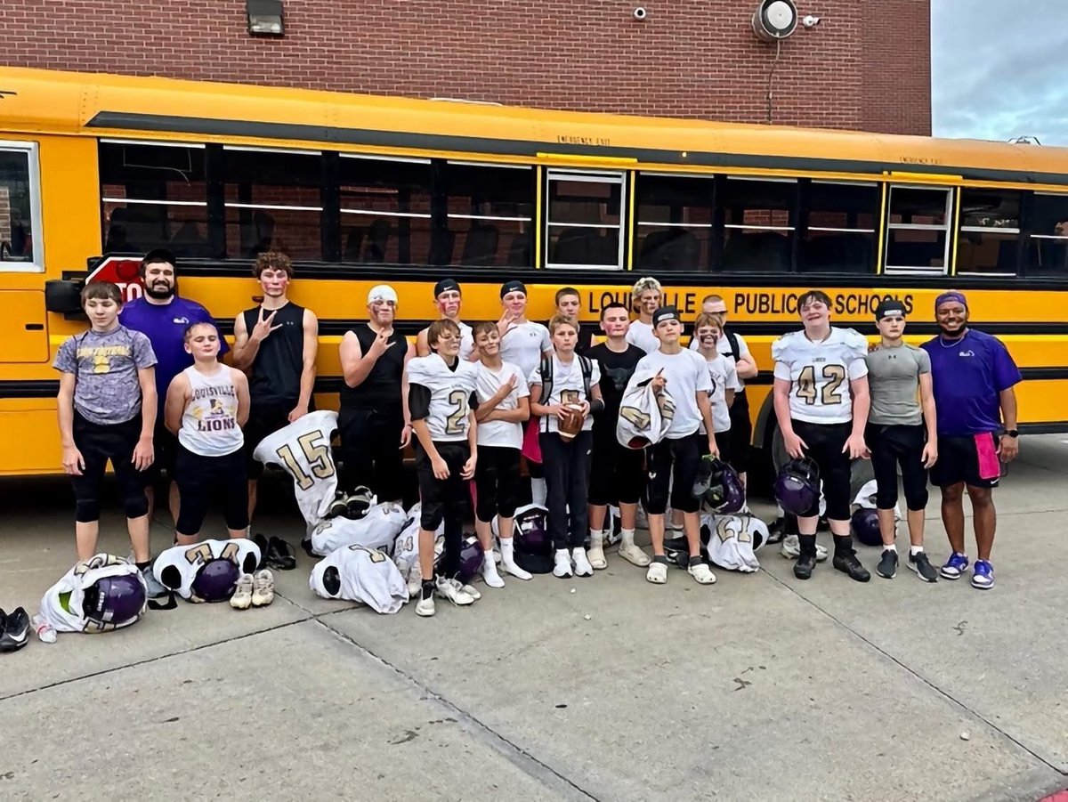 FBLouisville's tweet photo. Congrats to our Jr. High Lions football players and coaches on your undefeated season!  #GoHunt https://t.co/G072ew3D16