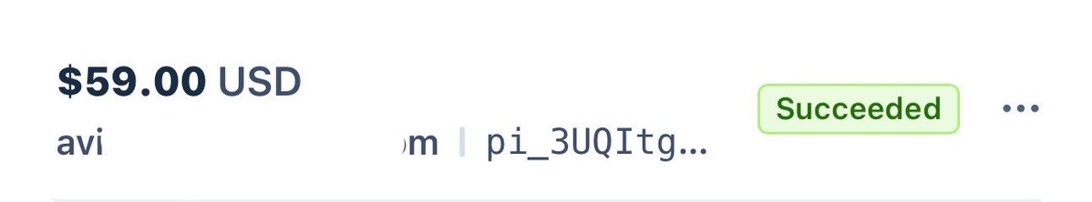 wenxinc0612's tweet photo. Founding customer #13! 🚀

Met a guy wearing AI glasses tonight. We talked about smart hardware.

He saw our device and loved it immediately.

“In social settings wearing AI glasses feels kinda creepy. This is way better. Can I get one?”

Sometimes the product speaks for itself. https://t.co/5Gj6DrJKDo