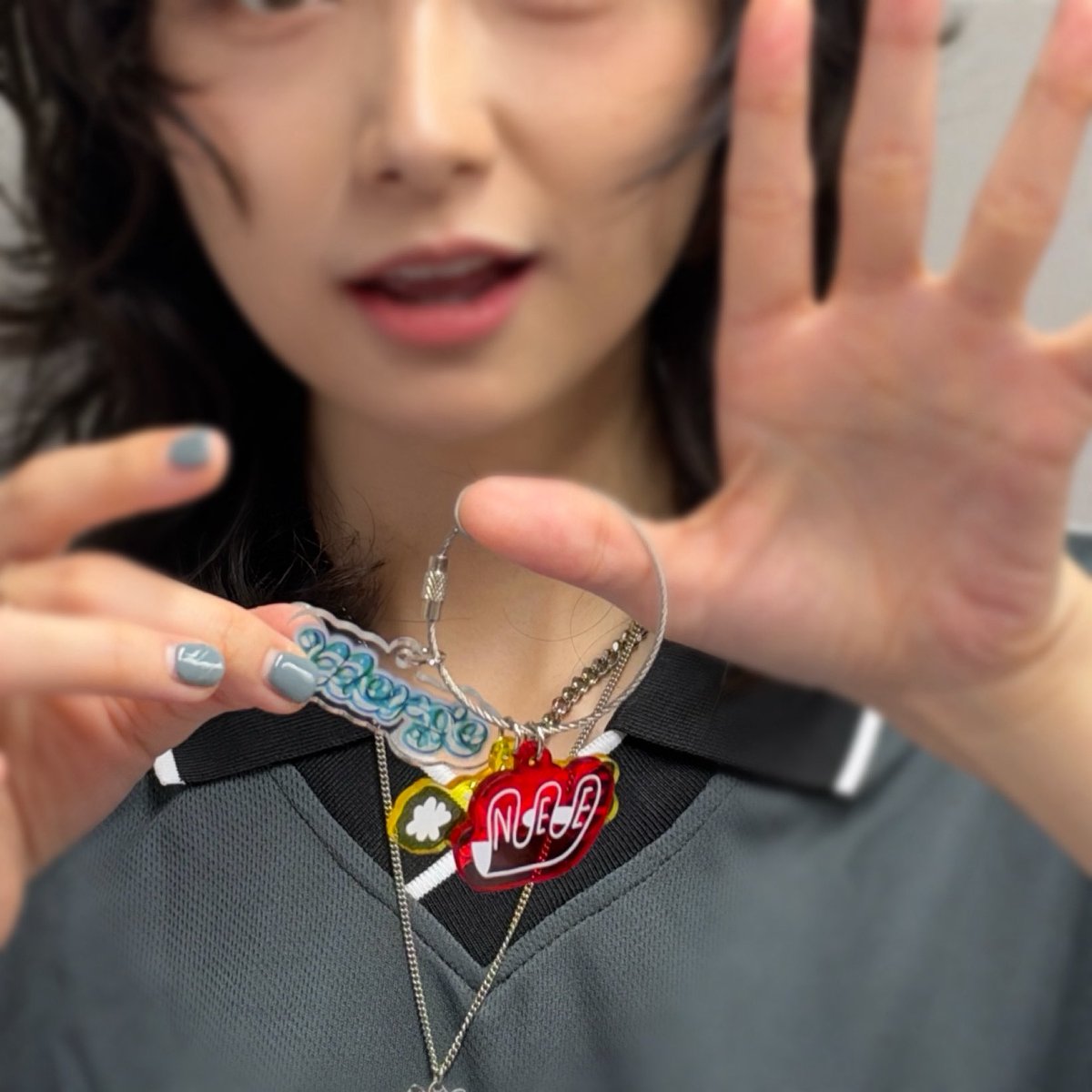 NLK_RRK's tweet photo. 🆕グッズ 着用イメージこちらです♪

10/14 @ 心斎橋BIGCAT
先行物販は【16:00~17:30】❗️

#NELKE 皆様MERGE色に染まっちゃってください!!!!!!!! https://t.co/MdacOiDTvP