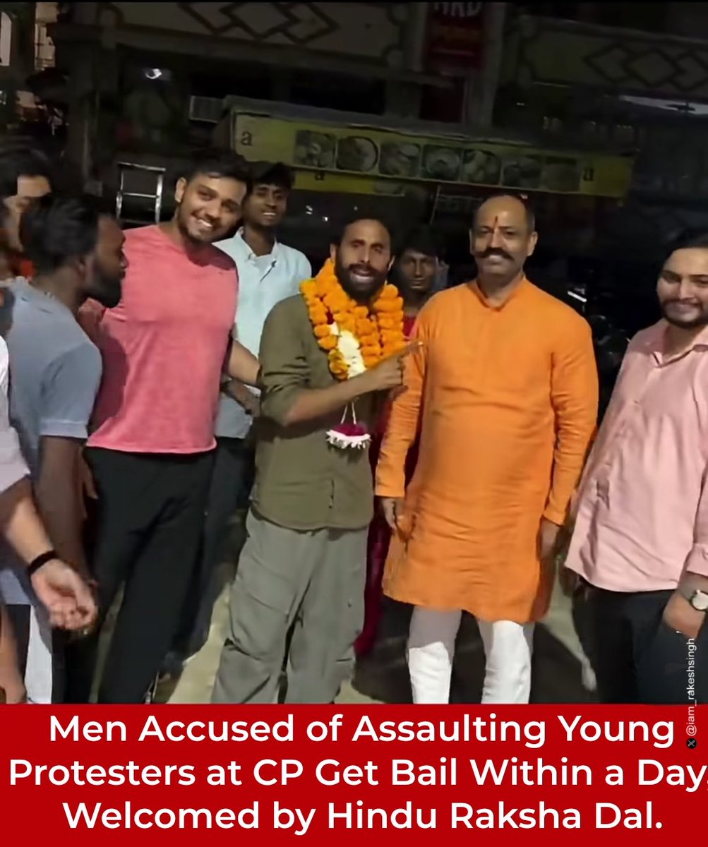 iam_rakeshsingh's tweet photo. The "Priority"
Efficiency at its finest: Assaulting citizens gets you a garland and bail in 24 hours. Waving a flag at a protest site gets you 5 days in judicial custody. Speedrunning justice in New Delhi. 🫡🇮🇳
#CJP2Protest 
#JantarMantar https://t.co/6jbESq9Slc