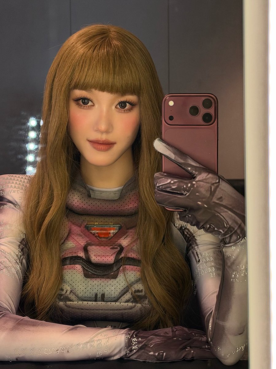 XGOfficial_'s tweet photo. in my long hair era again 🪞🎀
#CHISA
#XG https://t.co/ypcZz5M8VL