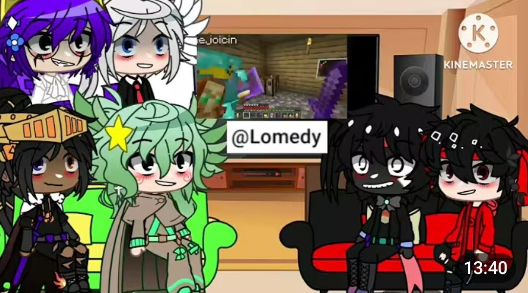 Neppyste's tweet photo. When you have a friend 
(Who tf is next to parrot) https://t.co/bJM1mnZSVW