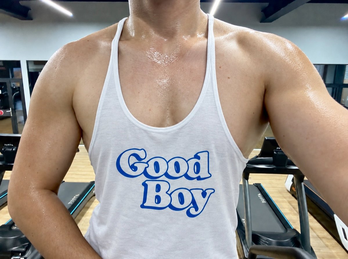goodboywolfie's tweet photo. Доброе утро, мои сексуальные! 🌡️
Утреннее кардио возбуждает меня до безумия…
Good morning, my sexy ones! 
Morning cardio turns me on like crazy…

#puppyplay #kinky #gay #chudai #wata #woof #Pup #Puppy #cardio #gymmotivation https://t.co/RGFZP1zGqp