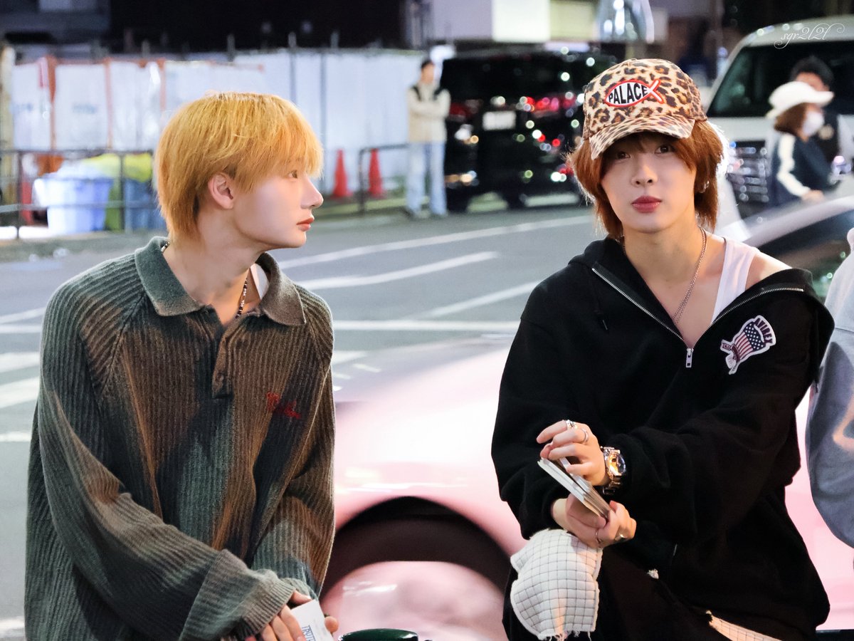 sgr2l2l's tweet photo. 261012

➳♡

#TRYTHAT #트라이댓 #HYUKJIN #혁진 #아톰 #ATOM https://t.co/bC3ZwFFbvL