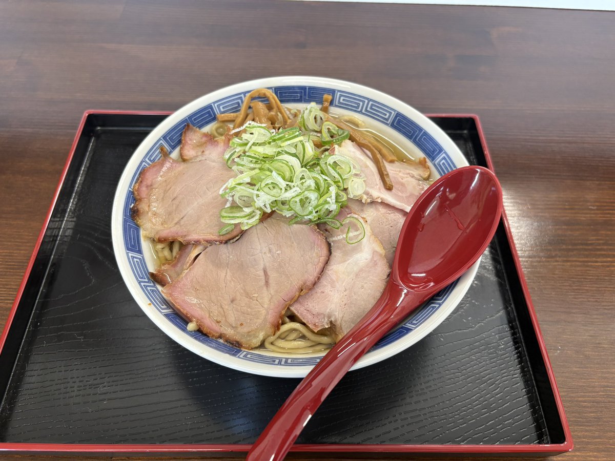 sugi_January's tweet photo. 自家製麺 七だし
煮干らーめん

澄んだ穏やかな煮干のスープに存在感抜群の麺！今回も美味しかった！

このタイプで人気のらーめんは仙台でも山形でも並びがキツイ店が多いので助かりますな。 https://t.co/9jJEberNfD
