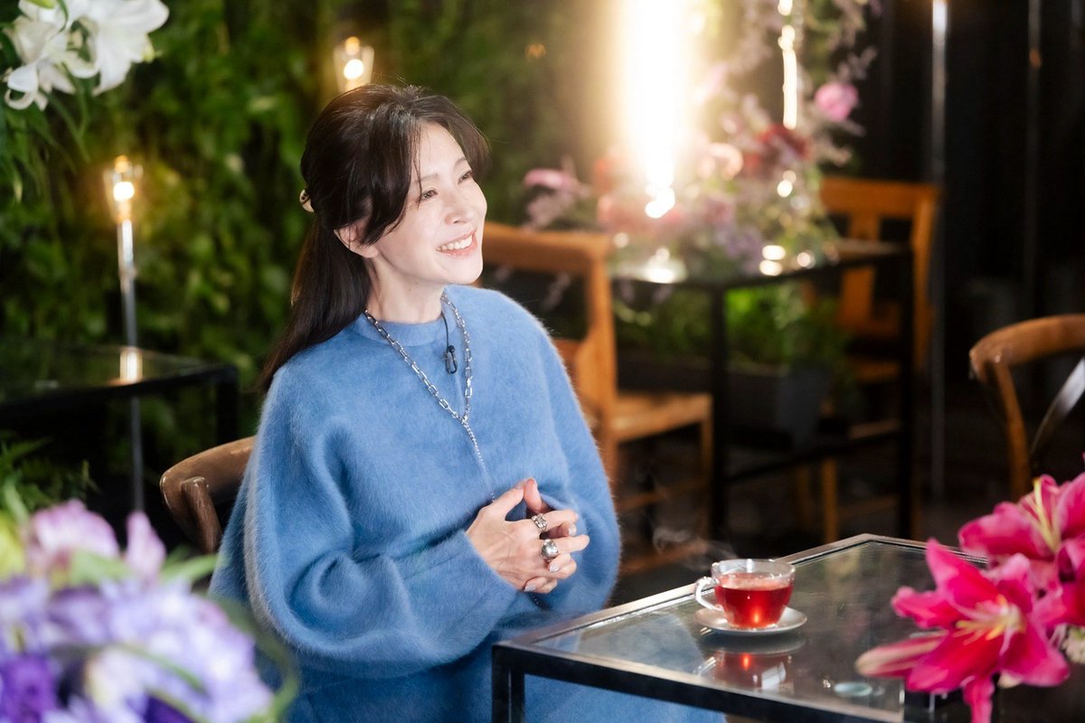 oricon's tweet photo. 中森明菜の特集番組、NHKで3本放送
17年ぶりスタジオ歌唱＆撮りおろしインタビュー
⠀
🔻本人コメントあり
https://t.co/um5EDgutCu
⠀
今年の20年ぶりコンサートツアーの模様や
貴重なアーカイブ映像をお届け https://t.co/vhheurZroV