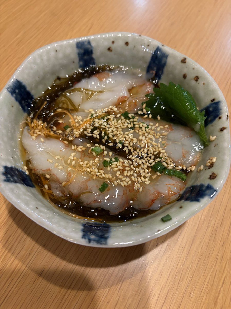 akamiso_ultla's tweet photo. 昨日これを半量で実践した。
朝起きて、「昨日のあれ相当美味しかったな！？」って思い出すくらい美味しかった。
写真撮った後、ツマもそのまま入れたら食感も良かった。

食物繊維もタンパク質もクエン酸も採れて最高すぎる。 https://t.co/u98MBqZ1oU