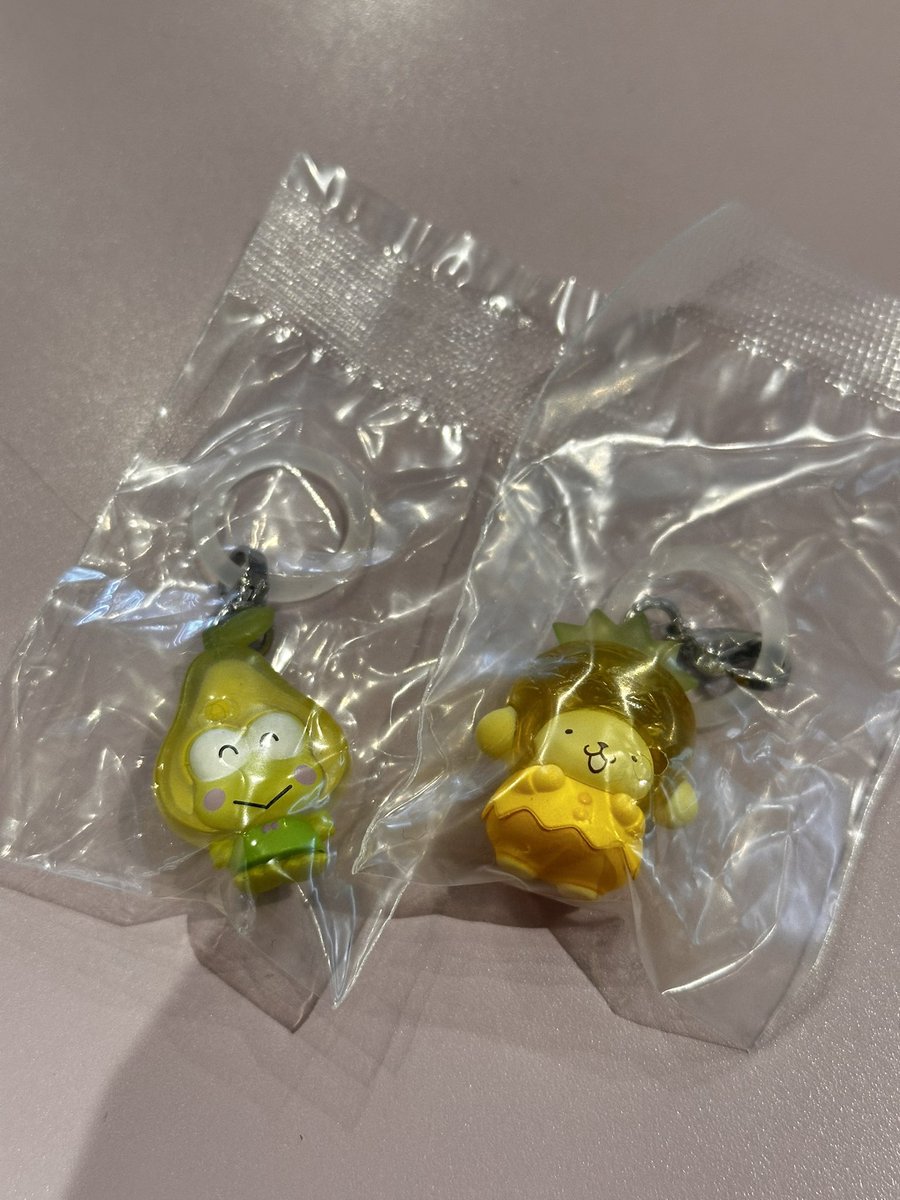 vv0hiu's tweet photo. 【交換】サンリオ くだものめじるし ガチャ

譲：けろっぴ ポムポムプリン

求：クロミ マイメロ キティ もしくはケロケロ(なんでも)

郵送希望
検索からお気軽にお声がけください https://t.co/U1h0XMfDeS