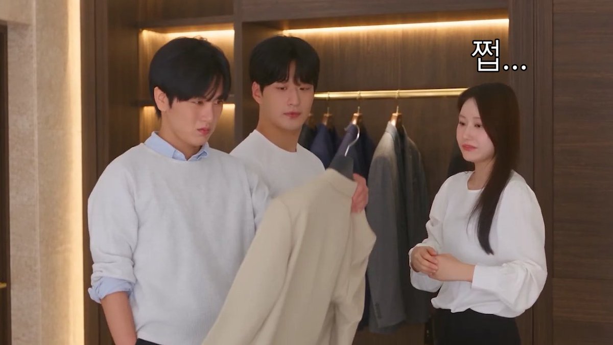 awalone77's tweet photo. 애샛기공 4컷 만화 
#백도어 #Backdoor https://t.co/Ev4CpVIwGF