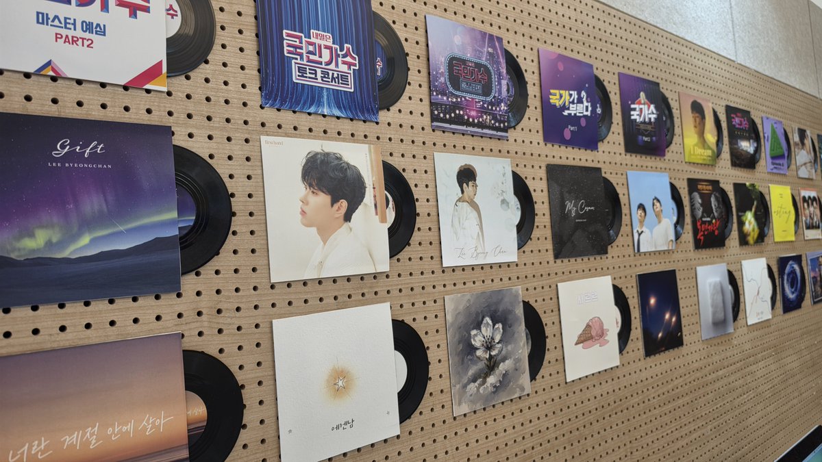 ra___bo's tweet photo. #오래도록_영원토록_이병찬
#이병찬
5주년 축하해 ! ! 더 오래 함께 하쟝 ! ! https://t.co/VUud9ne3T7