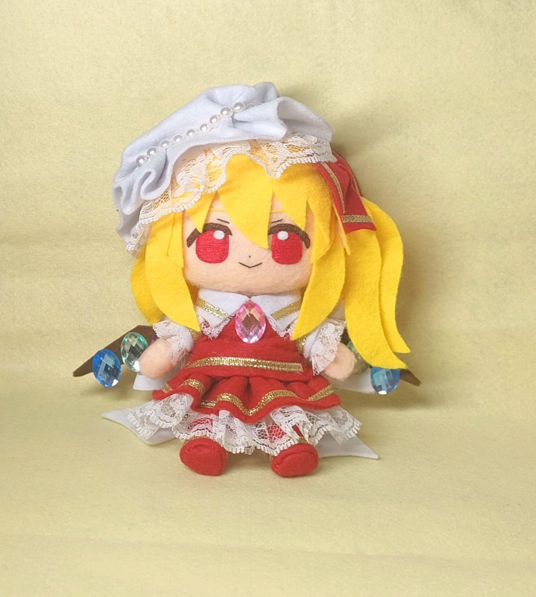 nuinuimadedes's tweet photo. 【お譲り先募集】
​フランちゃんのぬいぐるみのお譲り先を募集します！
●各11,000円＋送料500円
​●縦 約19cm × 横 約18cm
​●衣服&amp;帽子着脱不可
● 銀行振込のみ
●​匿名配送で発送
​ご希望の方はDMにてご連絡ください。
宜しくお願いします😊 https://t.co/uiSCkthcq2