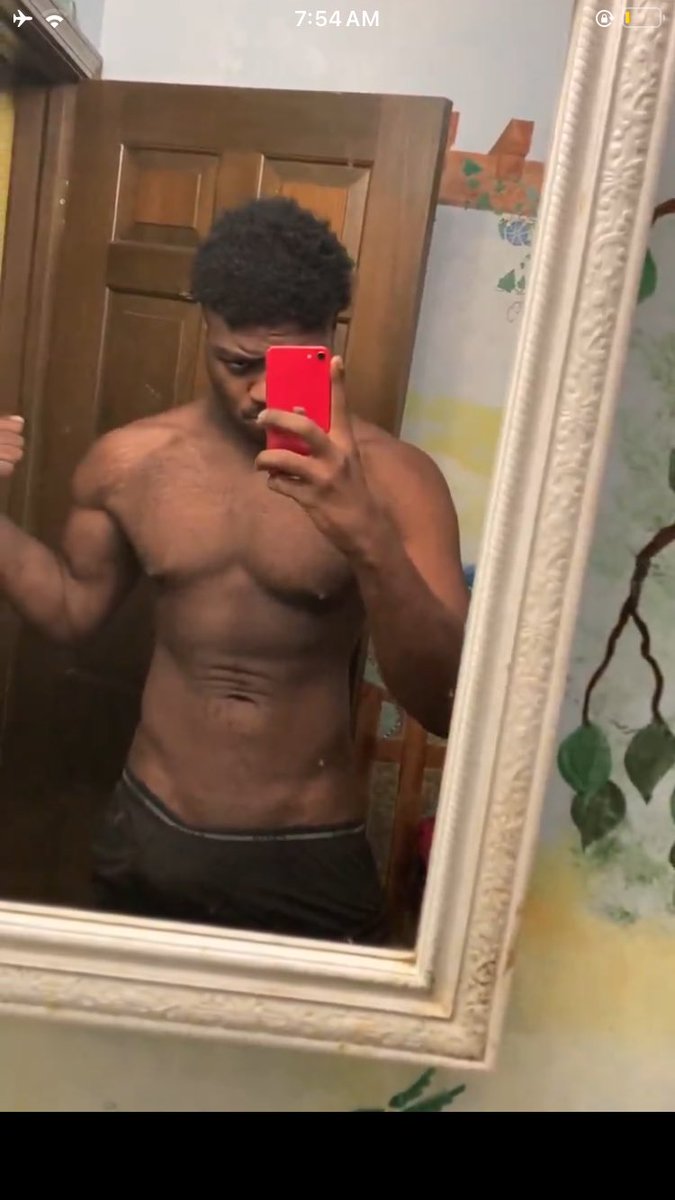 SSKSpeedy's tweet photo. Summer gains 🦈👑 https://t.co/u5HngLApfL