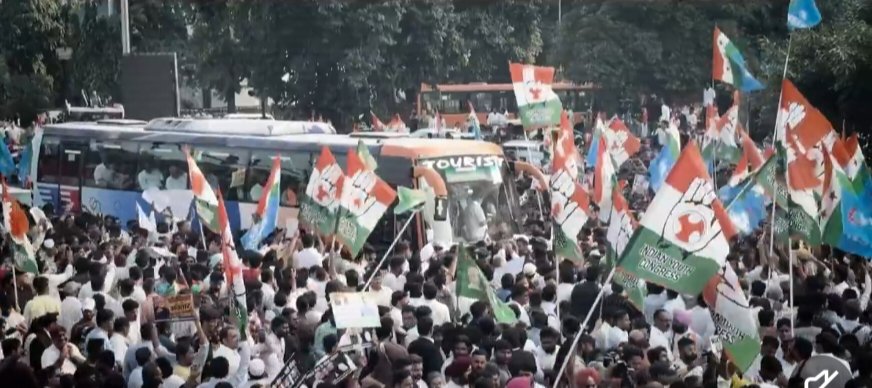 DrHChaudhary's tweet photo. अब समय आ गया है

इस पूरे घमासान के बाद अब रणनीति बनाने का समय आ गया है, सुप्रीम कोर्ट के अंदर भी कुछ रणनीति बनाई जा रही हैं और रणनीति चुनाव आयोग में भी बन रही है, और रणनीति विपक्ष के अंदर भी बन रही है।

आने वाले समय में क्या होगा यह सब इस रणनीति के बाद सामने देखने को मिलेगा

लेकिन एक रणनीति है आम जनता की  जिनकी रणनीति पूरी तरह से ओपन है, मतलब एक स्वर में इनकी रणनीति कहती है इस्तीफा, इस्तीफा और इस्तीफा
और जनता की रणनीति ही फाइनल रणनीति मानी जाती है