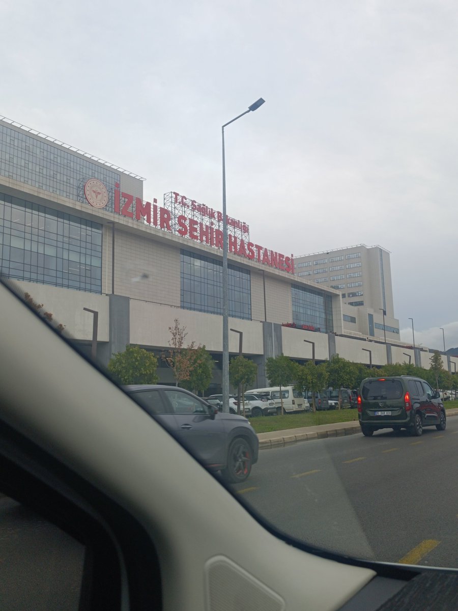 CihanEnsa's tweet photo. Şehir hastanesinde yakın olan varmı? https://t.co/2DnDFatMPW